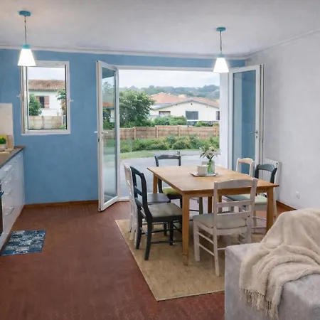 بيت للعطل Sejour Berce Par La *